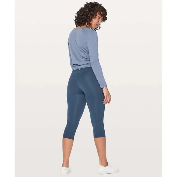 Lululemon In Movement Crop 19" Mineral Blue | 2 - Picture 1 of 9